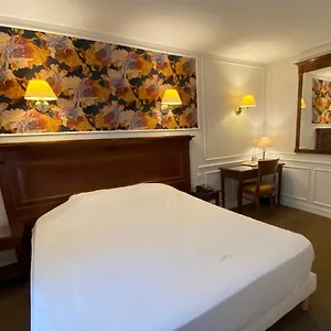 Touring Opera Hotel