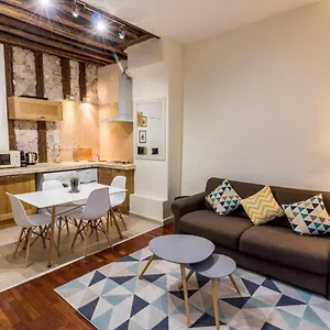 New Chic Flat : Le Marais - Place Des Vosges París