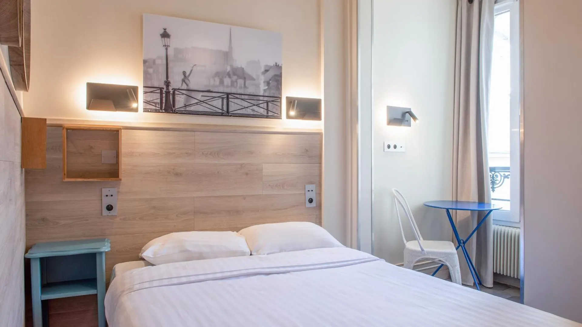 Hotel De Roubaix Париж